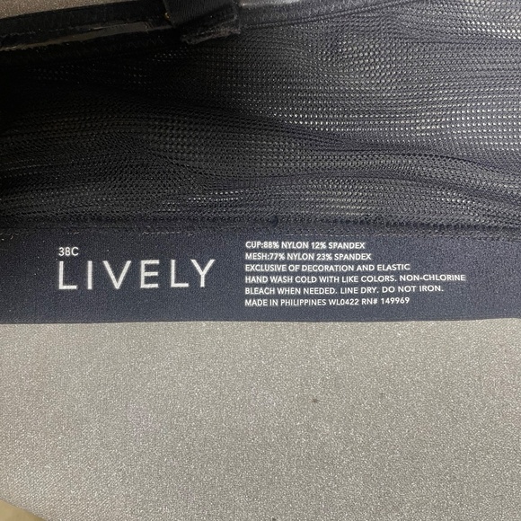 Lively Lace underwire bra - Picture 5 of 8